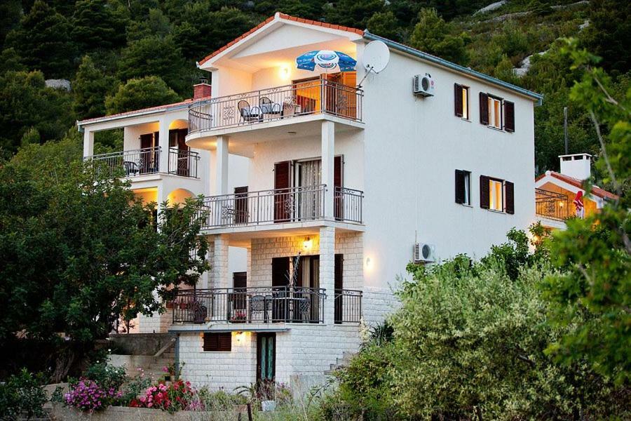 Komiža The Ana Apartments מראה חיצוני תמונה