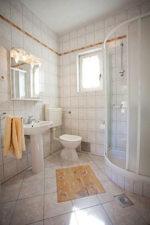 Komiža The Ana Apartments מראה חיצוני תמונה